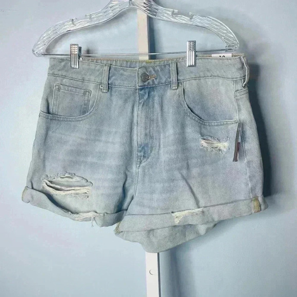 PacSun Pants - ❤️PacSun New With Tag Light Blue Mom Shorts size 30